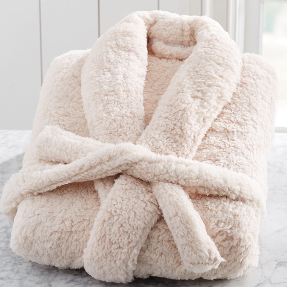 POTTERY BARN Sherpa Robe Women’s